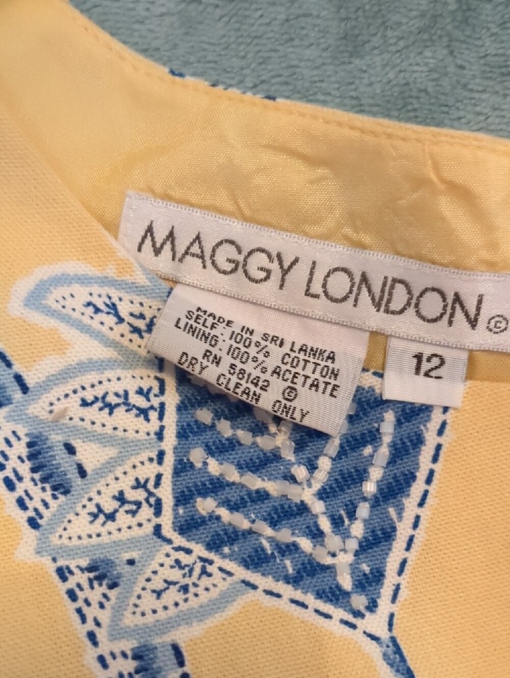 Vintage Maggy London Yellow & Blue Botanical Print Women's Skirt And Fitted Top - Picture 2 of 5